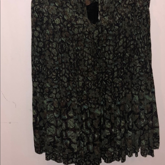 Free People green and black dress with open middle - Picture 3 of 4